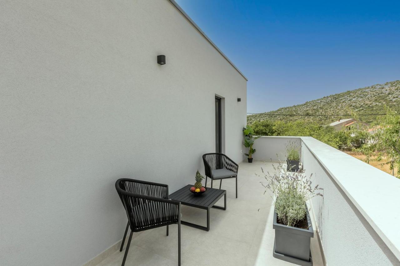 Luxury Villa Diana With Heated Pool And Jacuzzi Dograde المظهر الخارجي الصورة