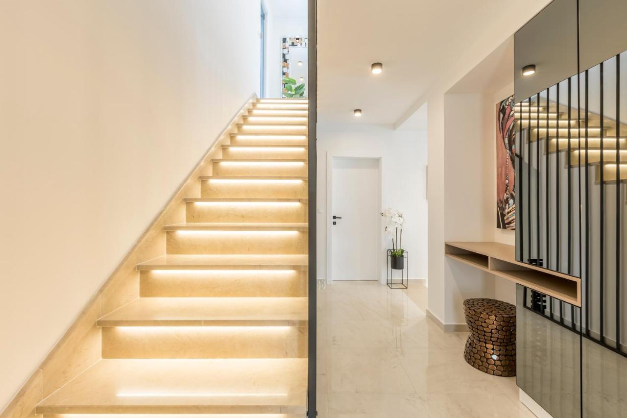 Luxury Villa Diana With Heated Pool And Jacuzzi Dograde المظهر الخارجي الصورة
