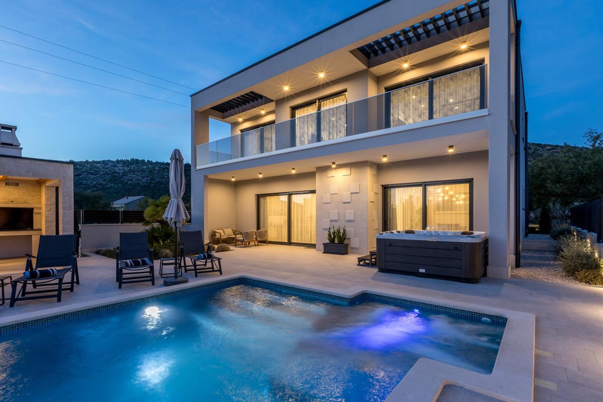 Luxury Villa Diana With Heated Pool And Jacuzzi Dograde المظهر الخارجي الصورة