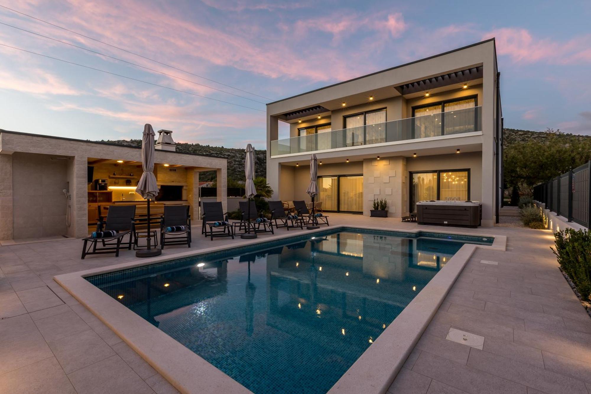 Luxury Villa Diana With Heated Pool And Jacuzzi Dograde المظهر الخارجي الصورة