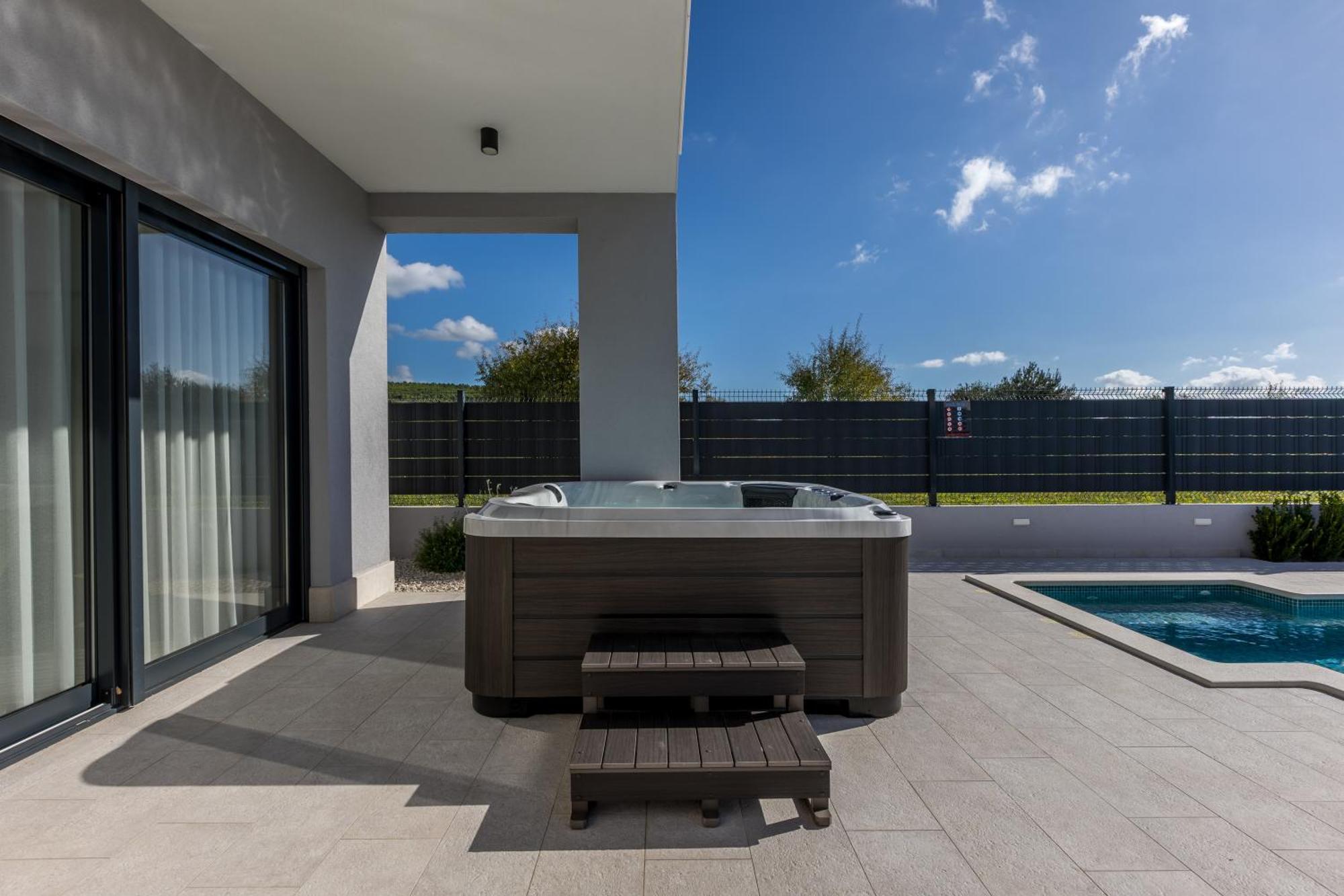 Luxury Villa Diana With Heated Pool And Jacuzzi Dograde المظهر الخارجي الصورة