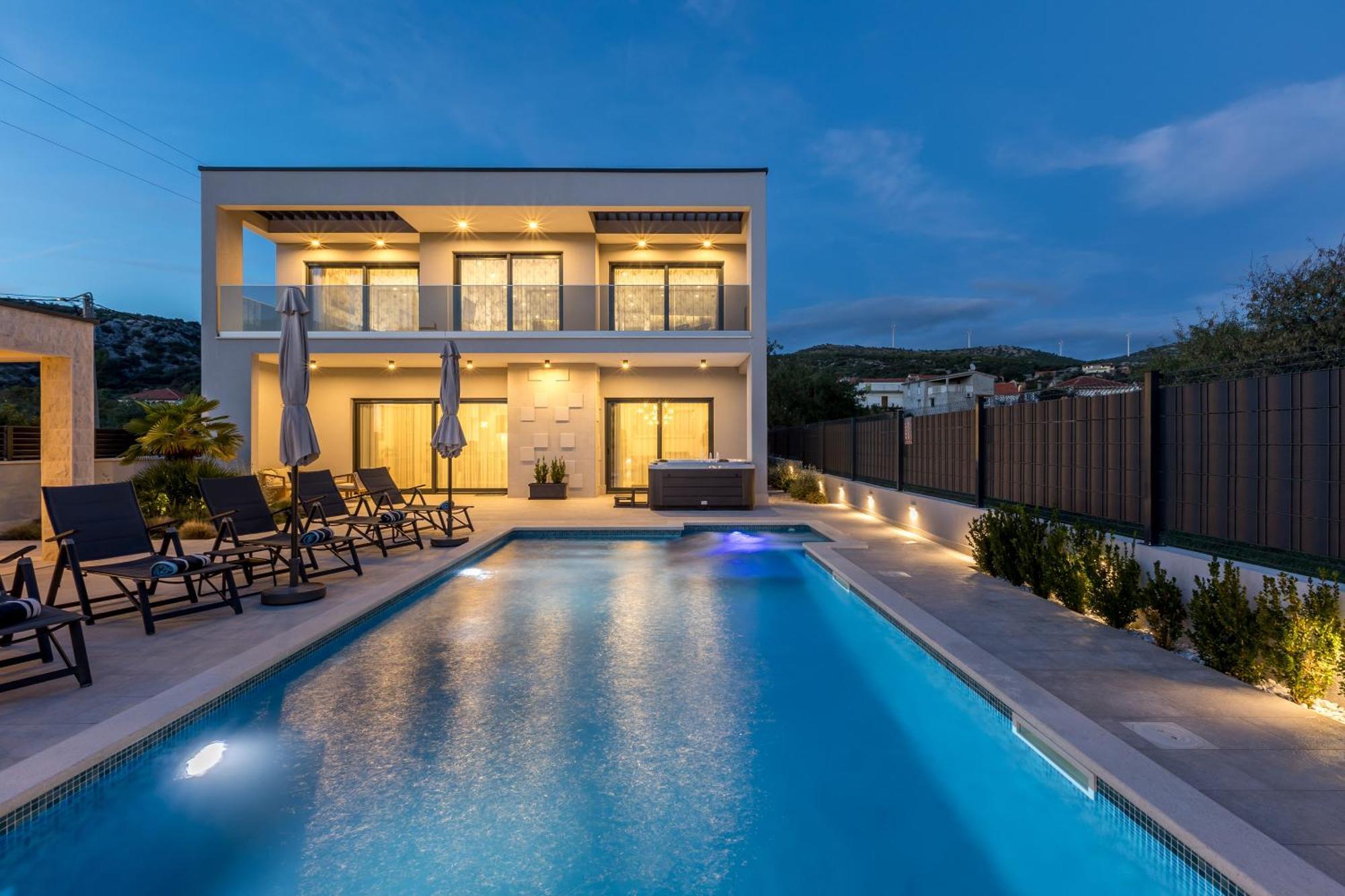 Luxury Villa Diana With Heated Pool And Jacuzzi Dograde المظهر الخارجي الصورة